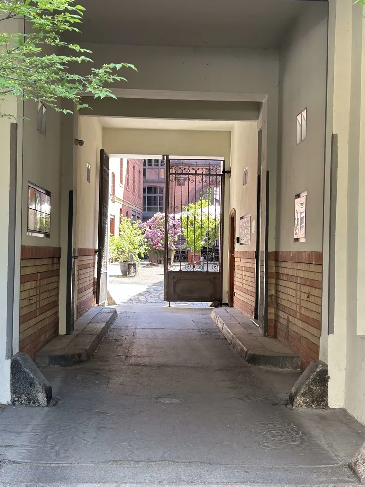 2 Zimmer Wohnung mit 81 m² in Berlin – Bild 4
