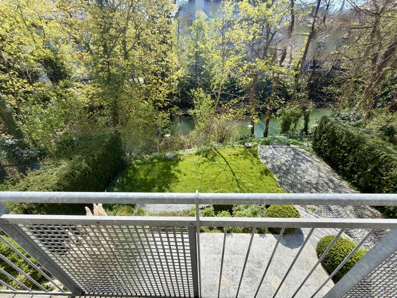 5 Zimmer Wohnung mit 168 m² in Neu-Ulm – Bild 1
