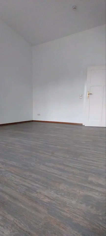 3 Zimmer Wohnung mit 76 m² in Magdeburg – Bild 2