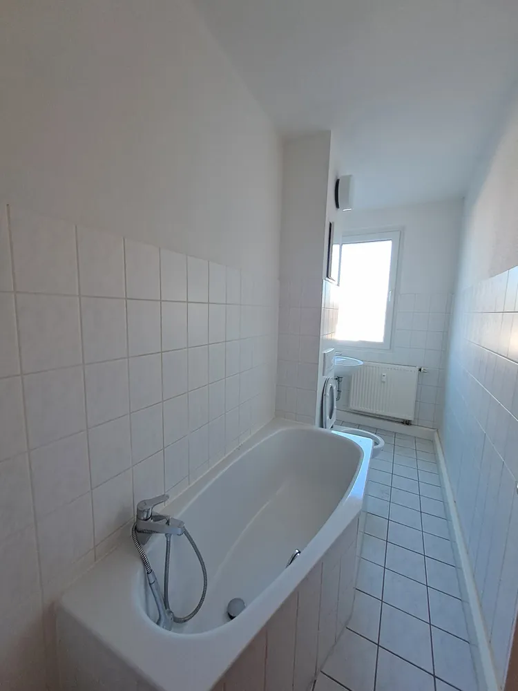2 Zimmer Wohnung mit 48 m² in Merseburg – Bild 5