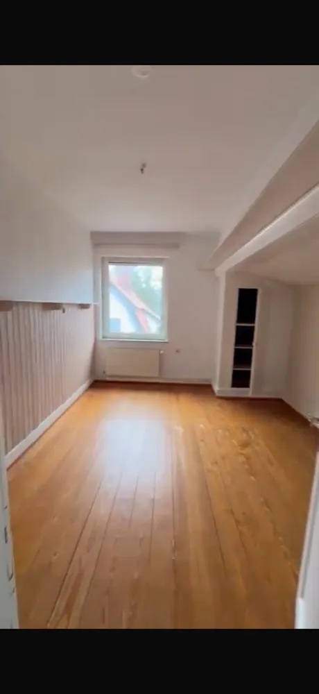 6 Zimmer Wohnung mit 110 m² in Hamburg – Bild 4