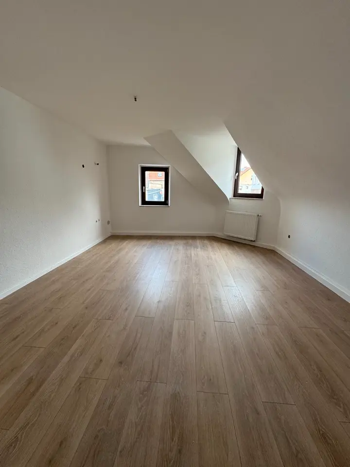 10 Zimmer Haus mit 209 m² in Saarbrücken – Bild 9
