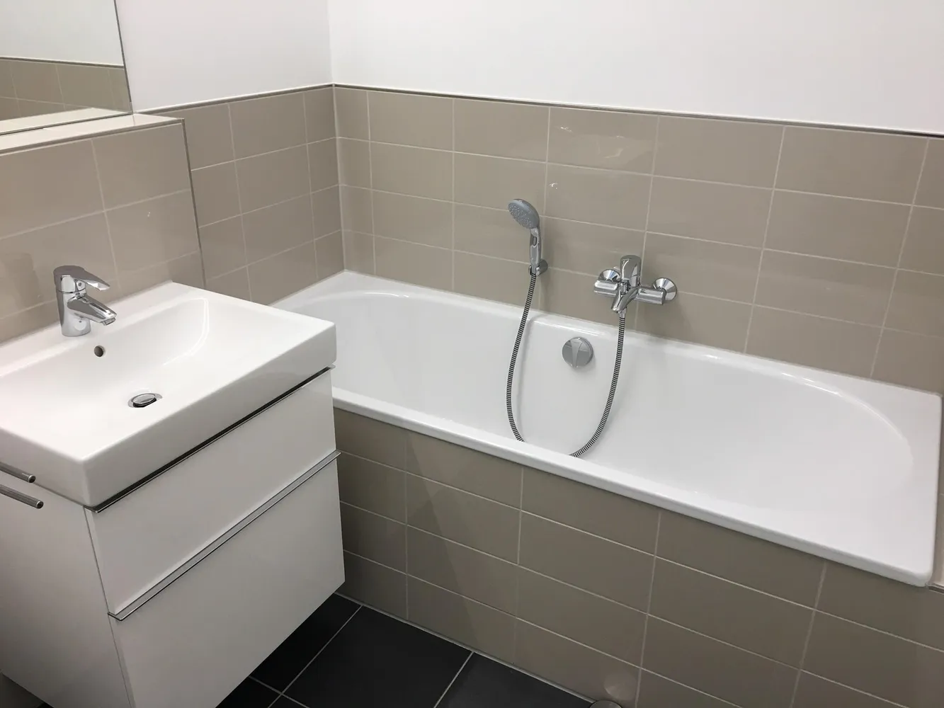 5 Zimmer Wohnung mit 160 m² in Berlin – Bild 10