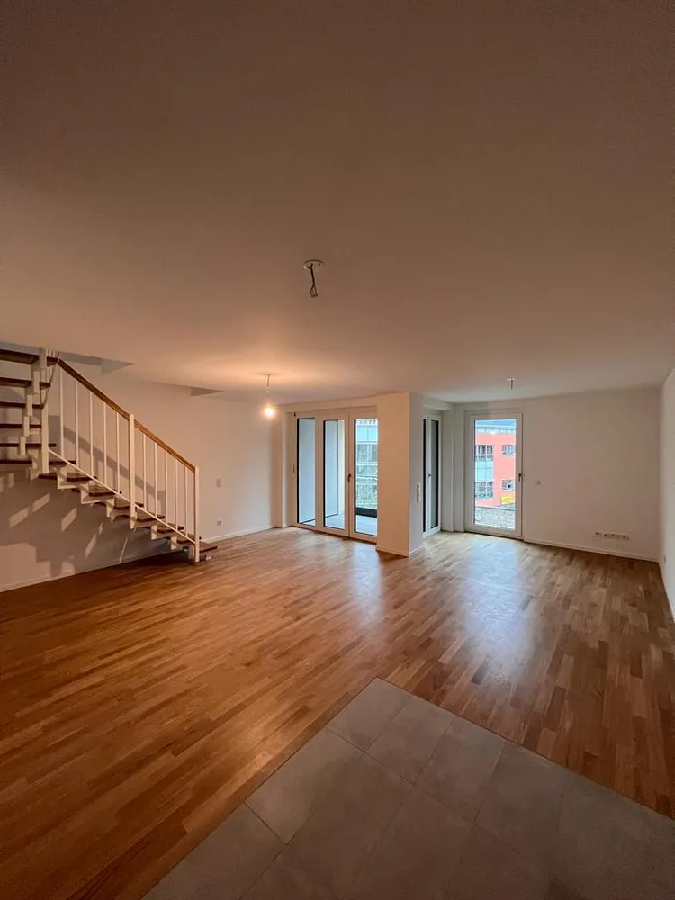 5 Zimmer Wohnung mit 123 m² in Köln – Bild 1