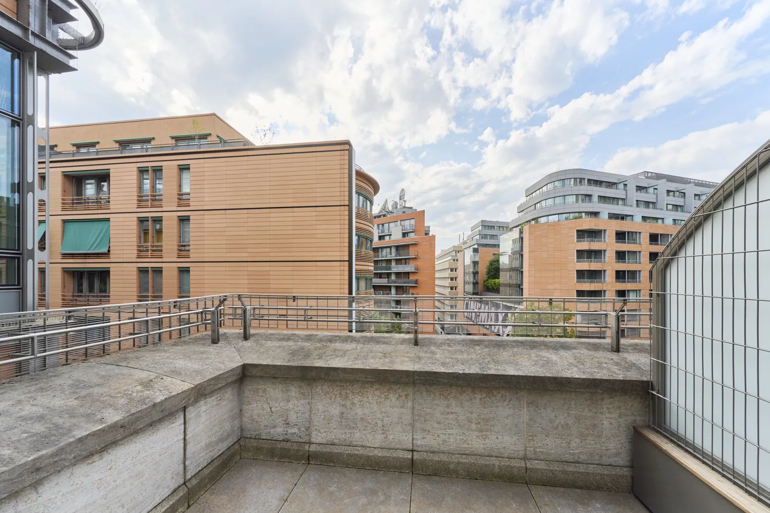 1 Zimmer Wohnung mit 57 m² in Berlin – Bild 12
