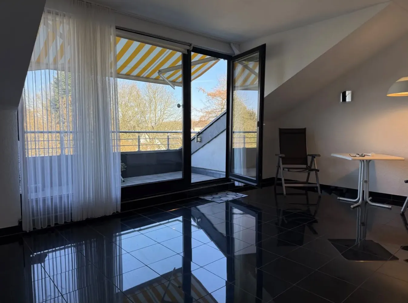 2 Zimmer Wohnung mit 59 m² in Bonn – Bild 1