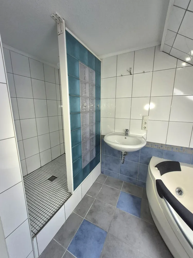 2 Zimmer Wohnung mit 79 m² in Wuppertal – Bild 7