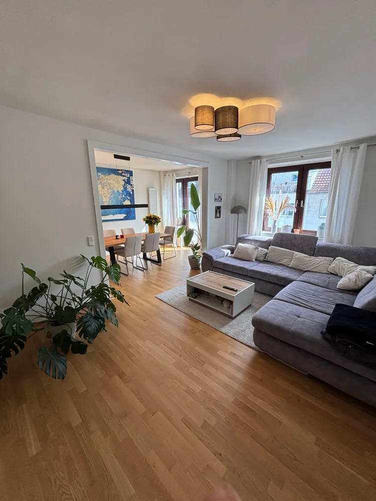 4 Zimmer Wohnung mit 101 m² in Düsseldorf – Bild 4