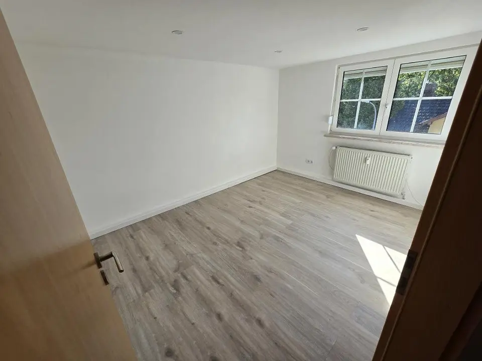 4 Zimmer Wohnung mit 109 m² in Sonneberg – Bild 1