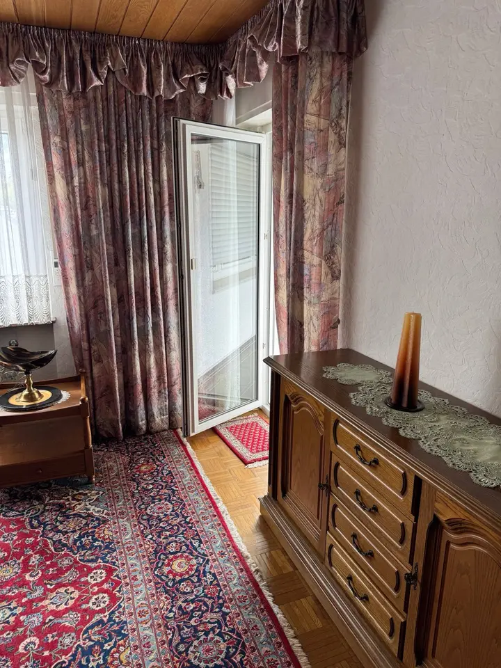 3 Zimmer Wohnung mit 82 m² in Wiesbaden – Bild 2
