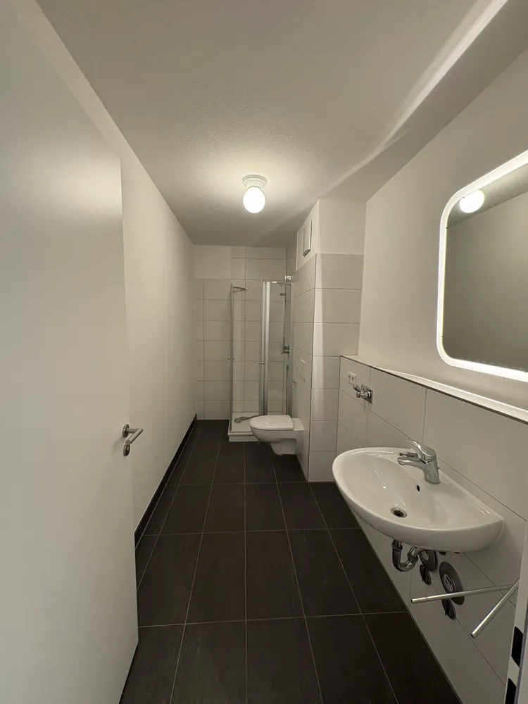 2 Zimmer Wohnung mit 76 m² in Frankfurt am Main – Bild 8