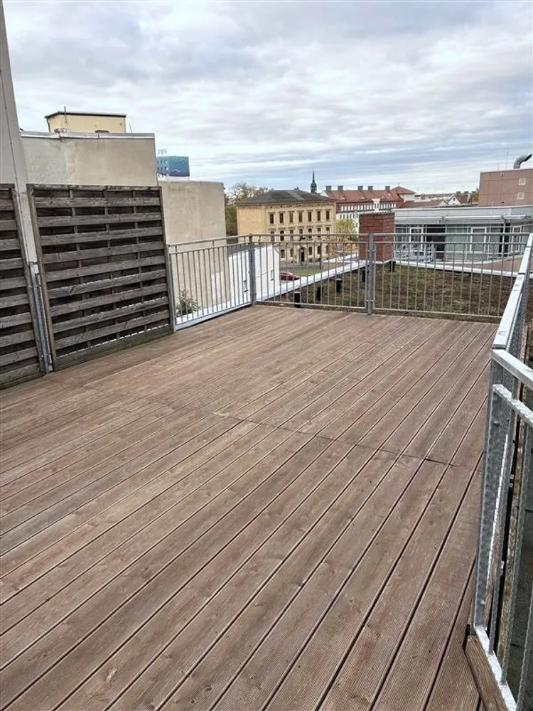 2 Zimmer Wohnung mit 90 m² in Halle (Saale) – Bild 4