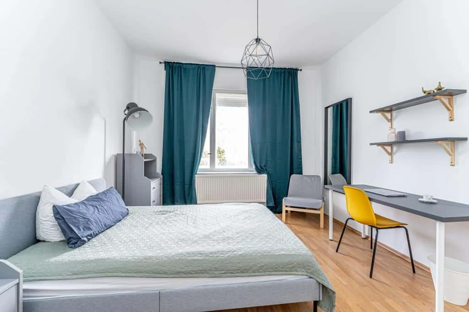 Shared room with 15 m² in Berlin – Photo 3