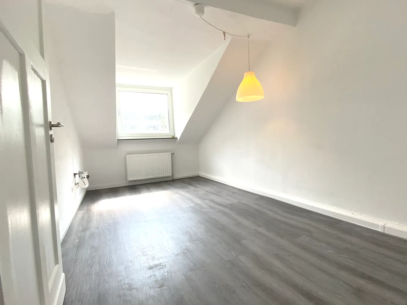 5 Zimmer Wohnung mit 105 m² in Wuppertal – Bild 3