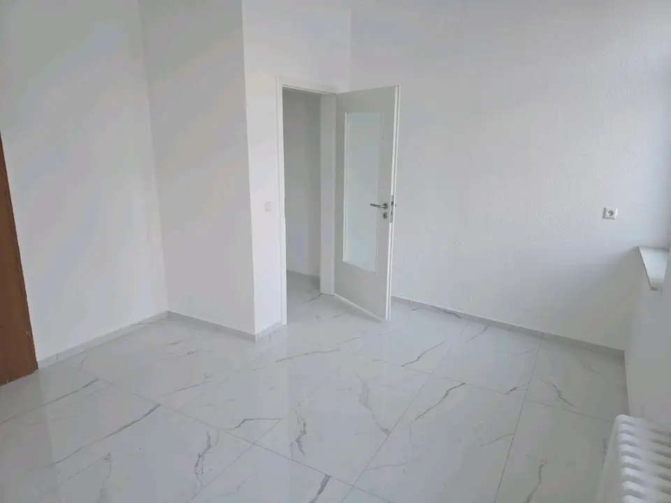 3 Zimmer Wohnung mit 77 m² in Hannover – Bild 1
