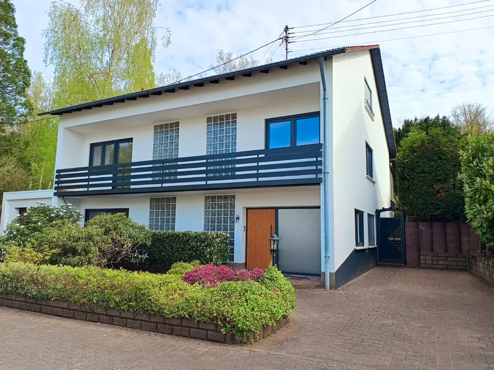 5 Zimmer Haus mit 194 m² in Saarbrücken – Bild 6