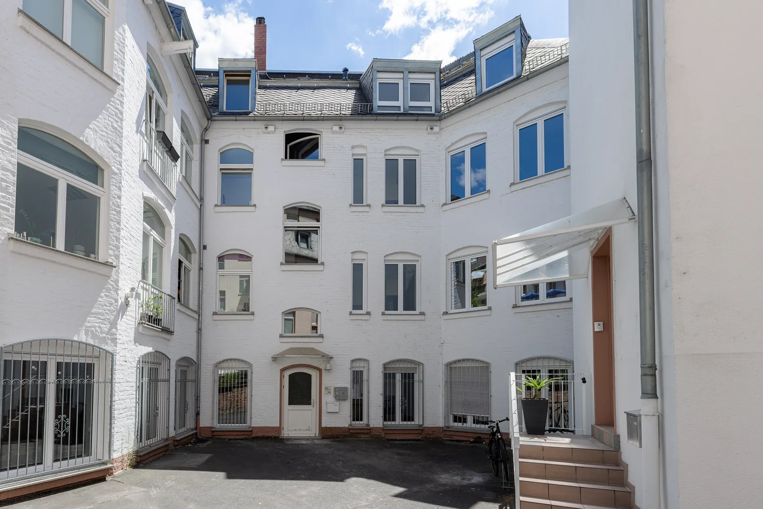 1 Zimmer Wohnung mit 37 m² in Frankfurt am Main – Bild 7