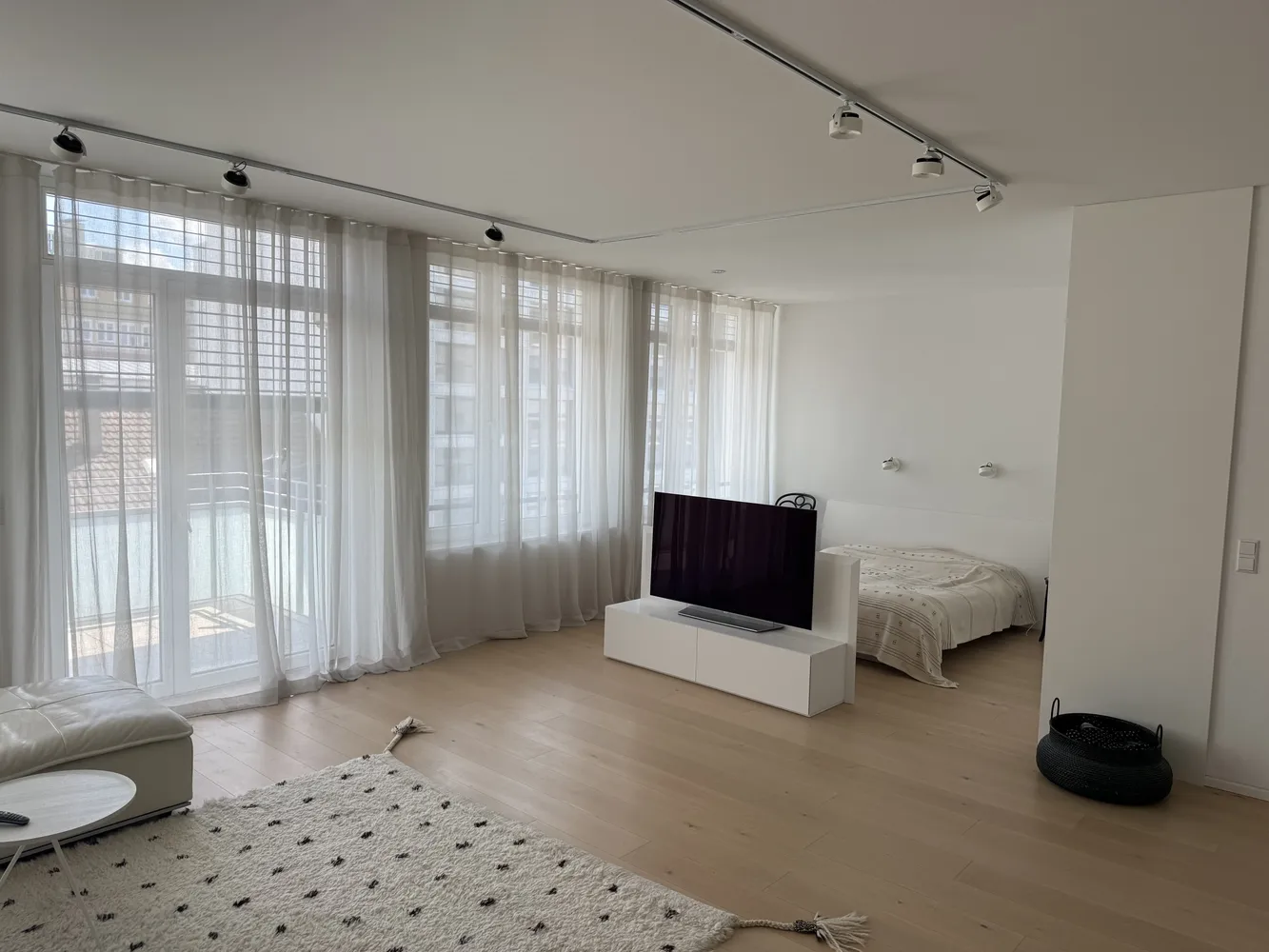 2 Zimmer Wohnung mit 82 m² in Stuttgart – Bild 4