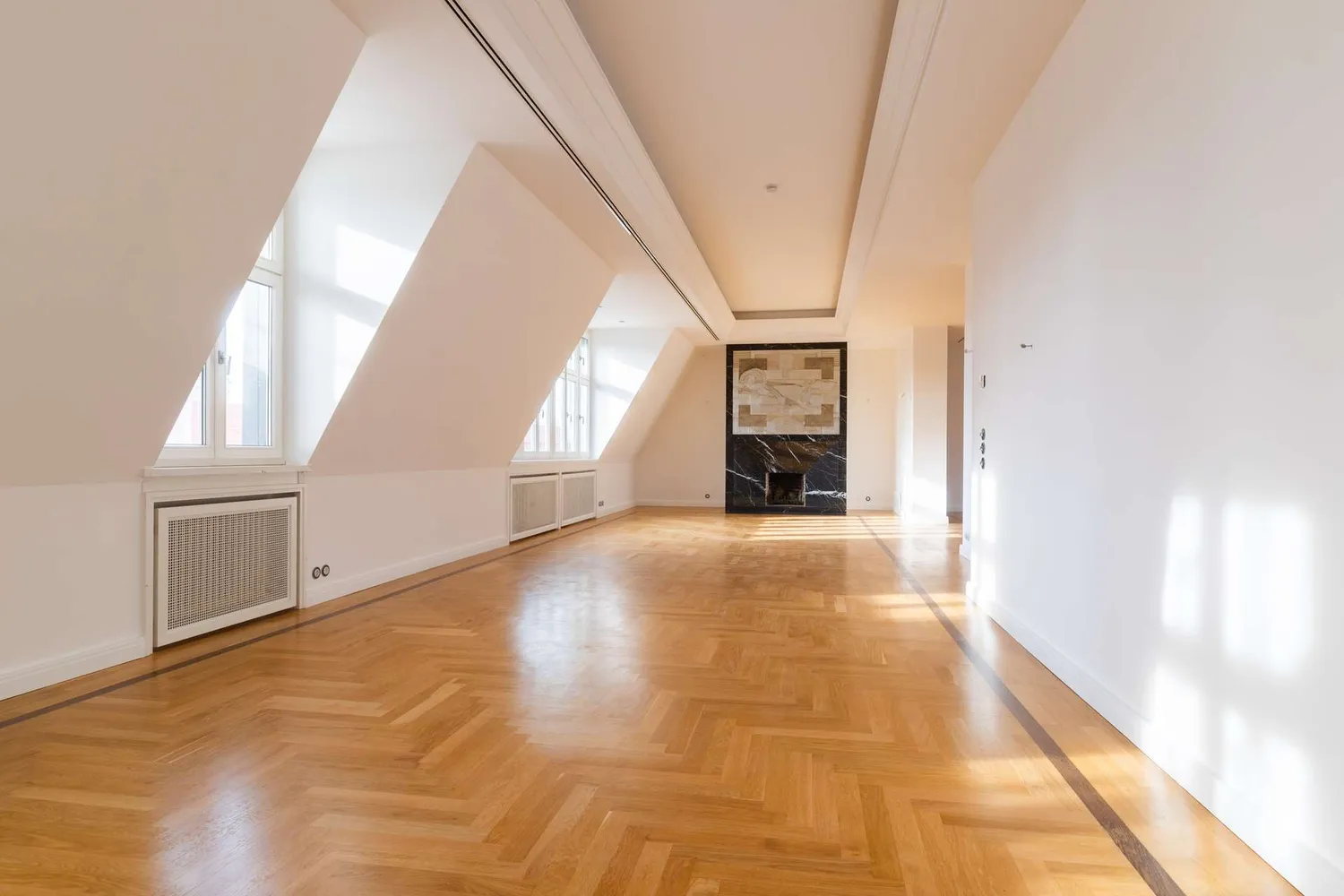 5 Zimmer Wohnung mit 346 m² in Berlin – Bild 3