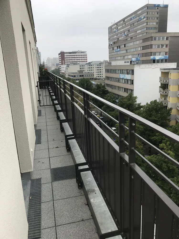 2 Zimmer Wohnung mit 67 m² in Berlin – Bild 2