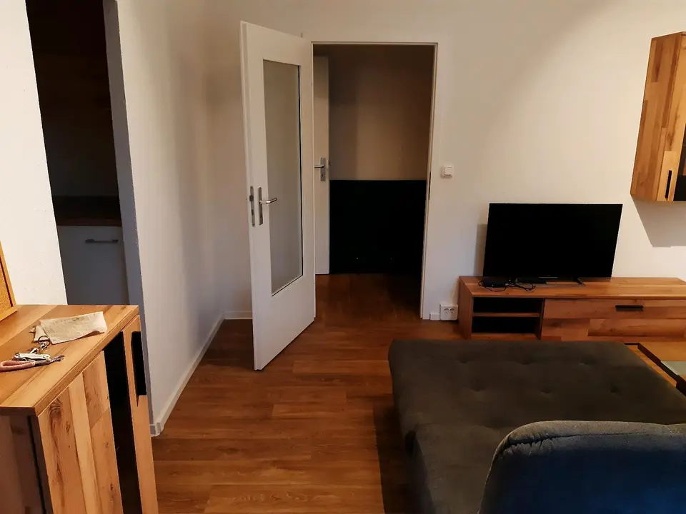 2 Zimmer Wohnung mit 33 m² in Rudolstadt – Bild 2