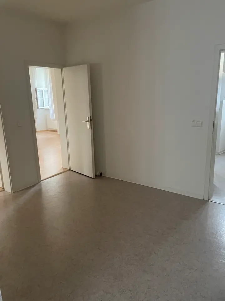 2 Zimmer Wohnung mit 90 m² in Köthen – Bild 5