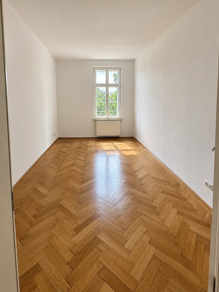4 Zimmer Wohnung mit 138 m² in München – Bild 4