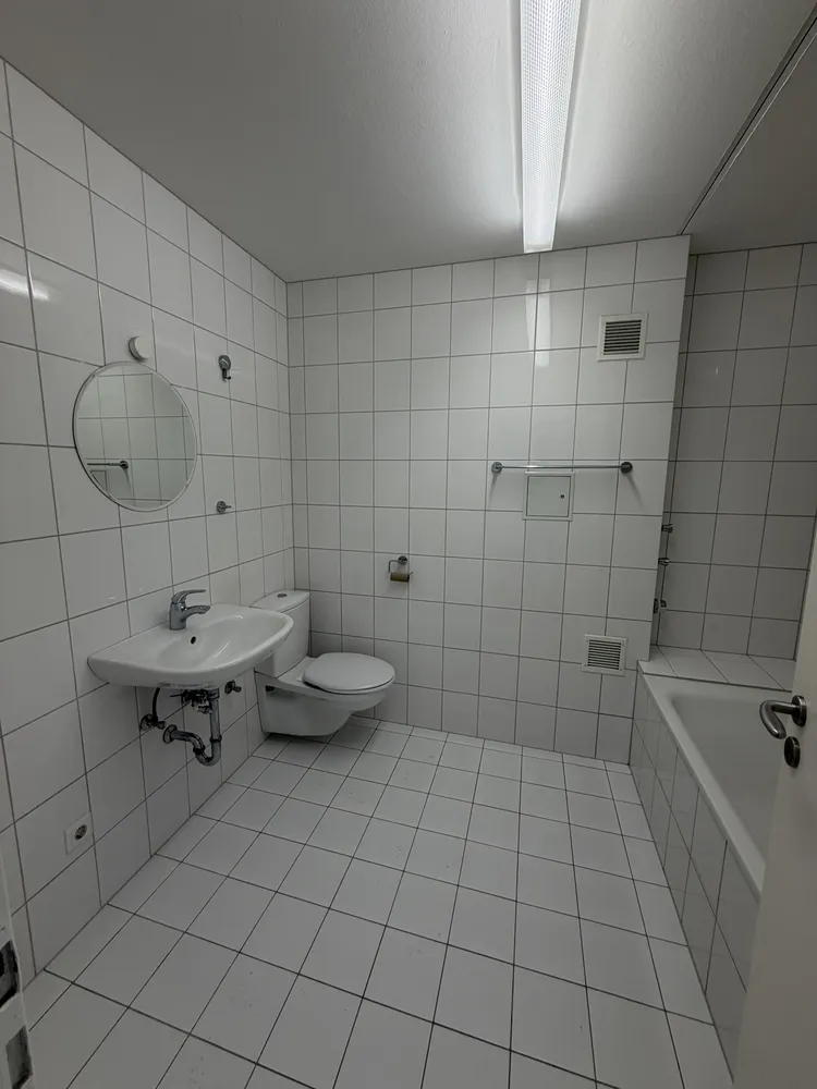 2 Zimmer Wohnung mit 94 m² in Düsseldorf – Bild 4