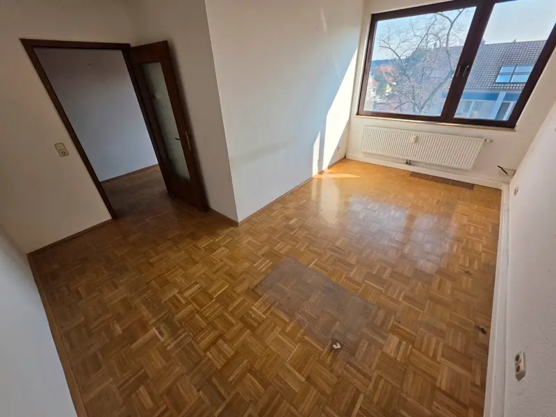 2 Zimmer Wohnung mit 80 m² in Düsseldorf – Bild 3