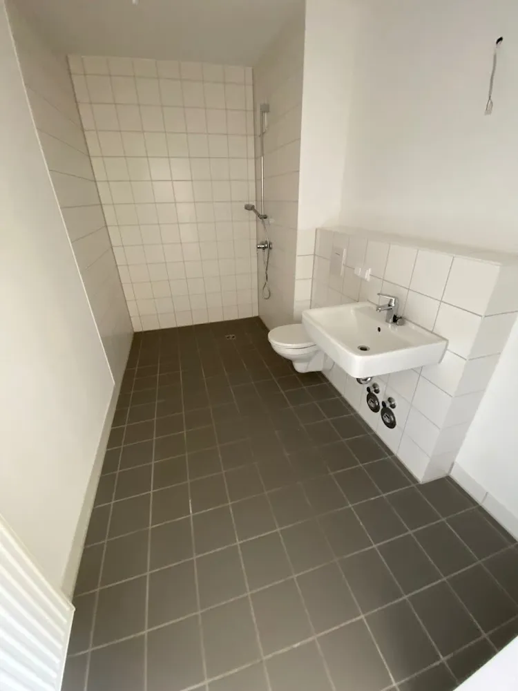 2 Zimmer Wohnung mit 71 m² in Berlin – Bild 7