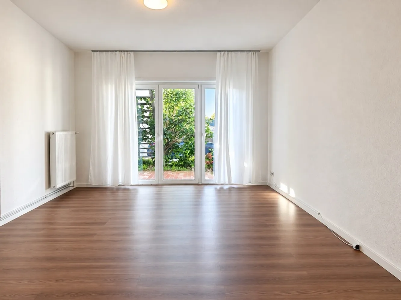 2 Zimmer Wohnung mit 74 m² in Heide – Bild 3