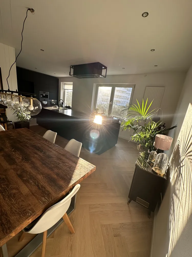 5 Zimmer Wohnung mit 160 m² in Nürnberg – Bild 2