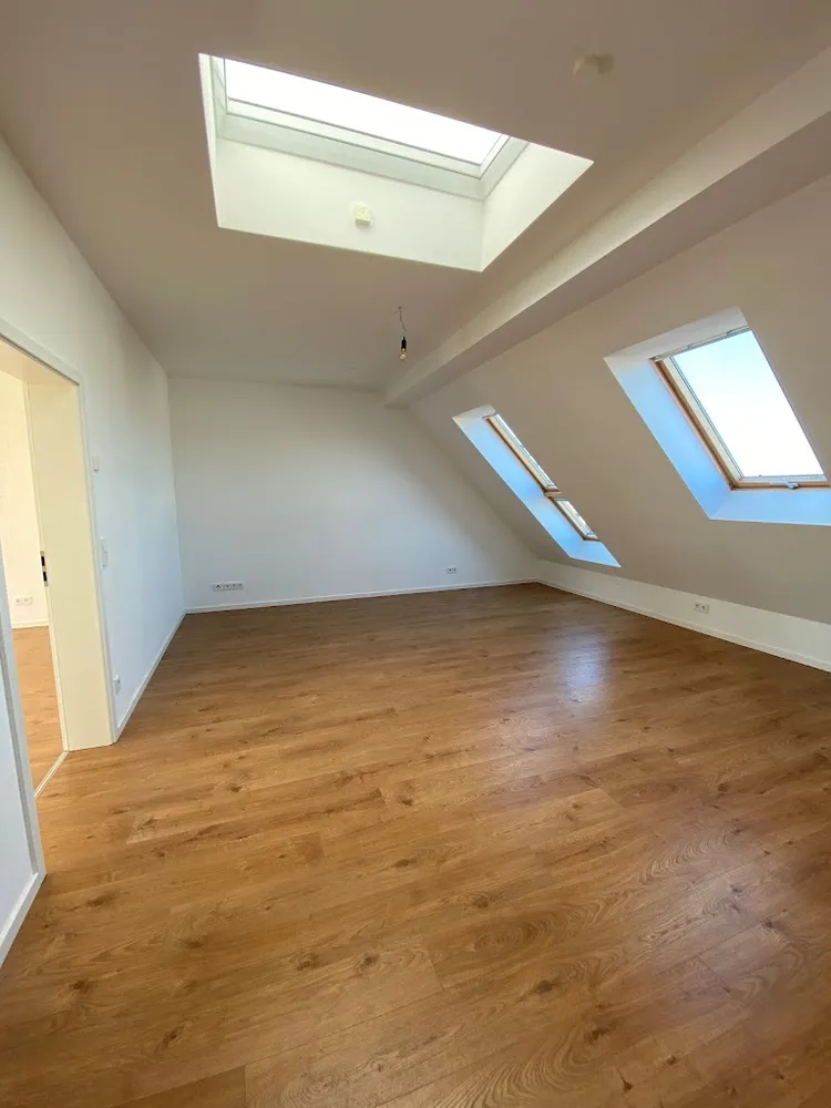 3 Zimmer Wohnung mit 111 m² in Berlin – Bild 3