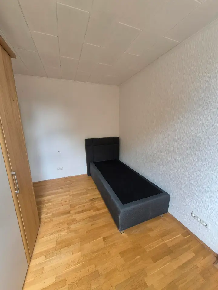 WG-Zimmer mit 80 m² in Essen – Bild 2