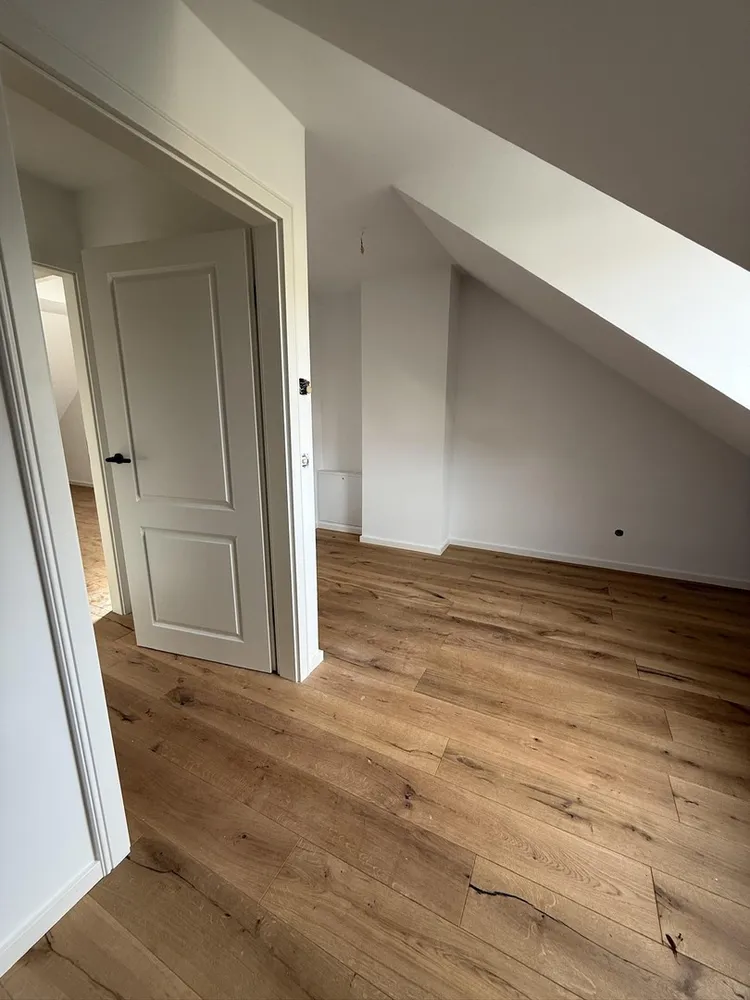 5 Zimmer Haus mit 121 m² in Stuttgart – Bild 8