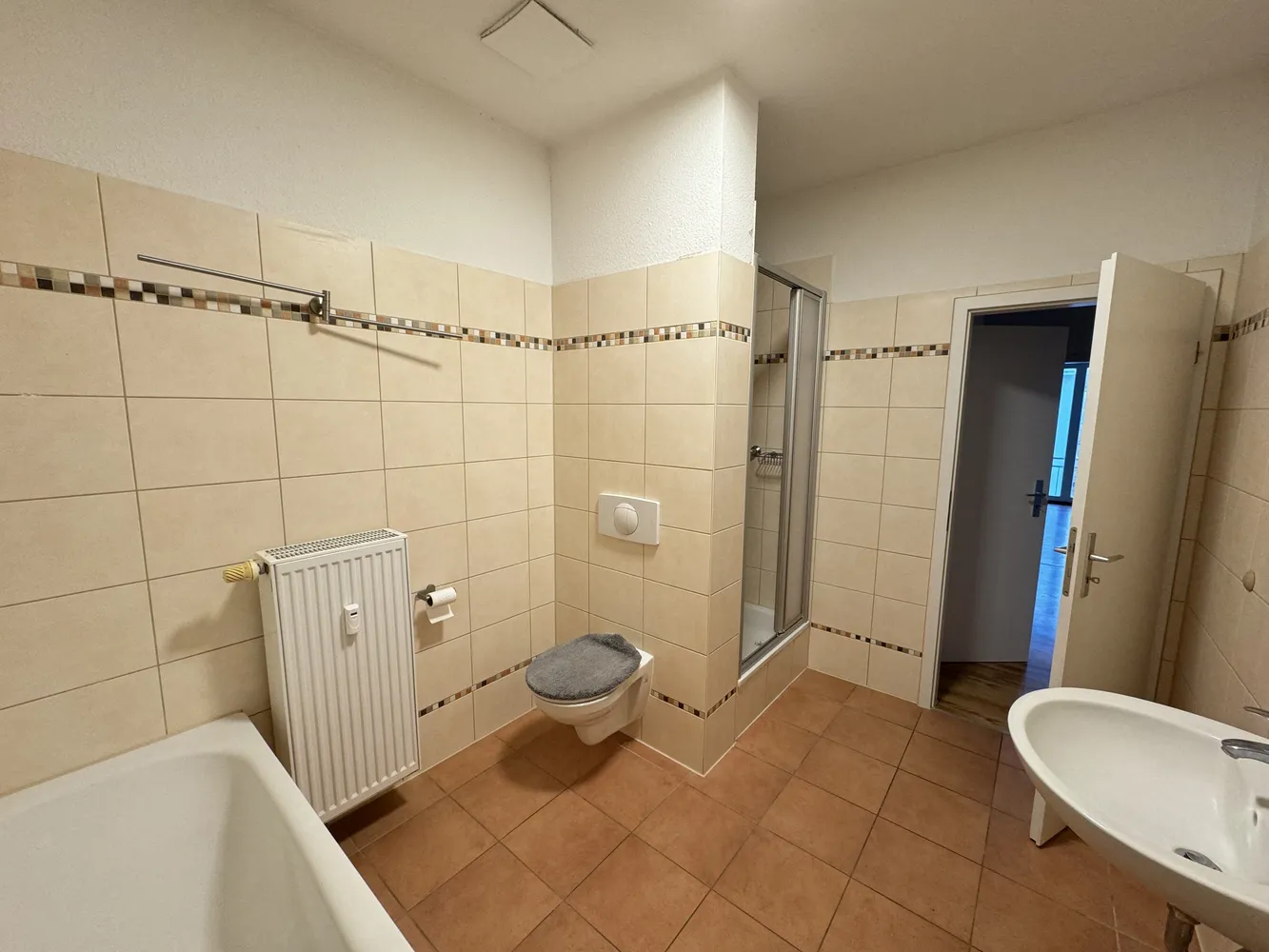 4 room apartment with 95 m² in Magdeburg – Photo 9
