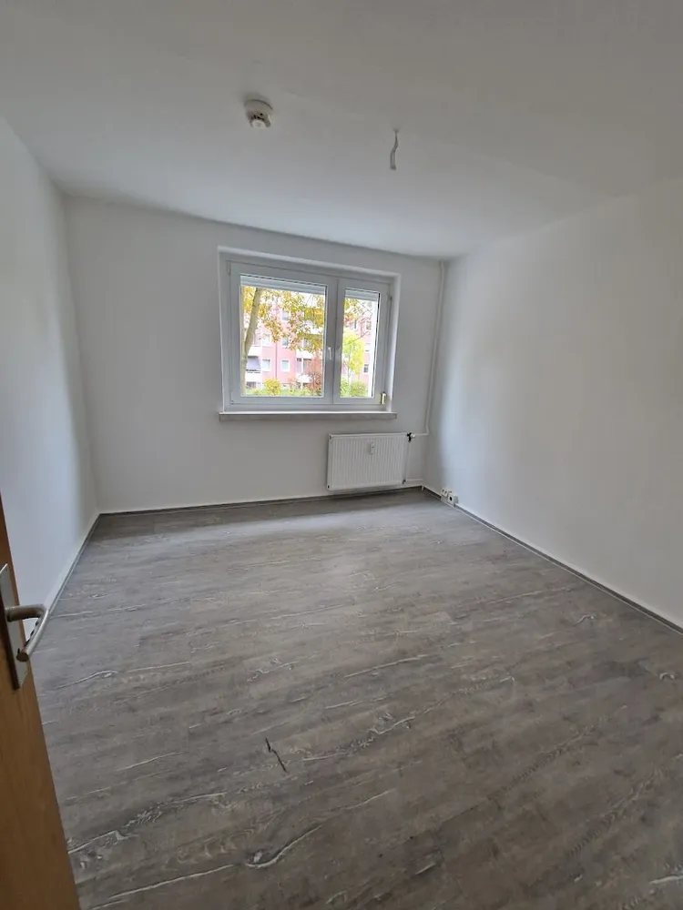 2 Zimmer Wohnung mit 48 m² in Magdeburg – Bild 2