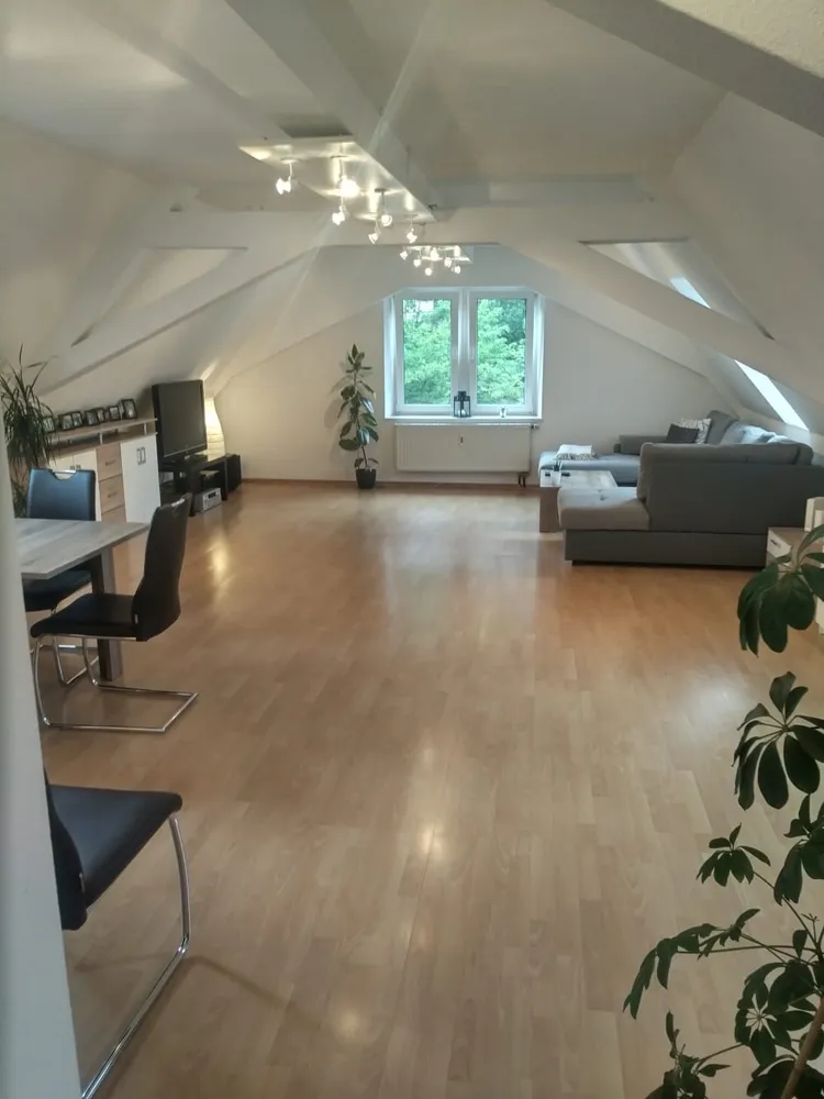 2 Zimmer Wohnung mit 87 m² in Weinheim – Bild 3
