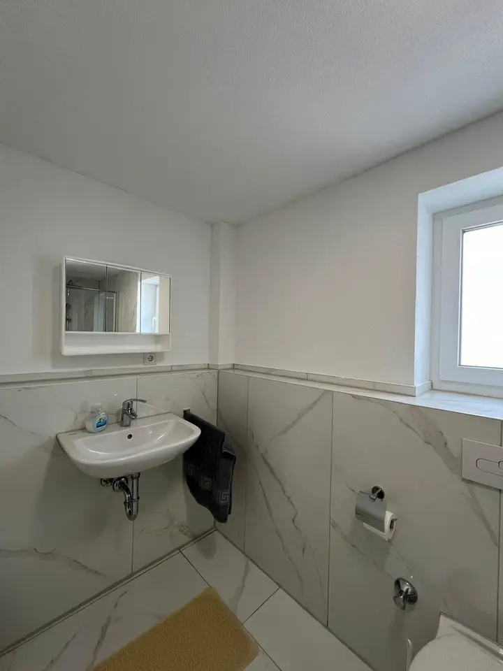 Shared room with 100 m² in Günzburg – Photo 5