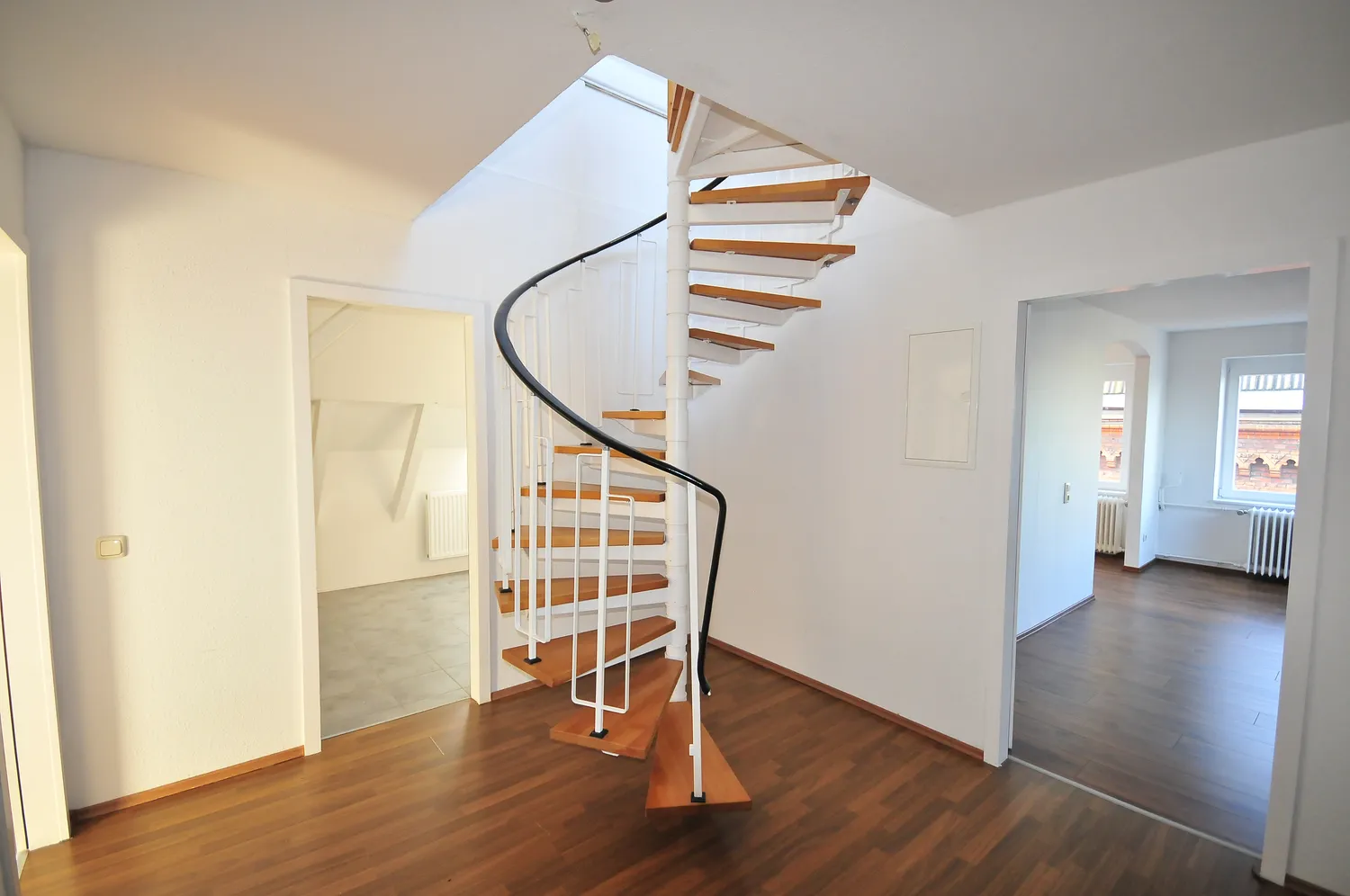 5 Zimmer Wohnung mit 85 m² in Wuppertal – Bild 2