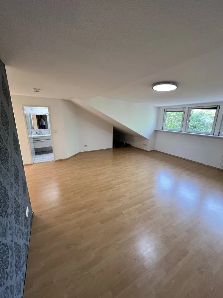 2 Zimmer Wohnung mit 65 m² in Mannheim – Bild 2