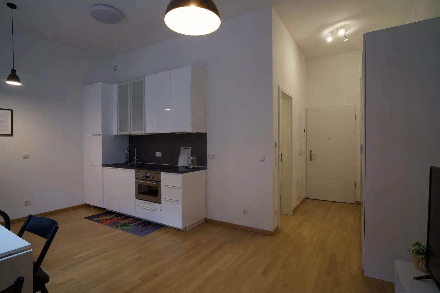 1 Zimmer Wohnung mit 30 m² in Frankfurt am Main – Bild 7