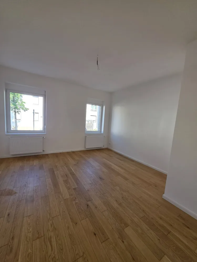 5 Zimmer Wohnung mit 131 m² in Stuttgart – Bild 1