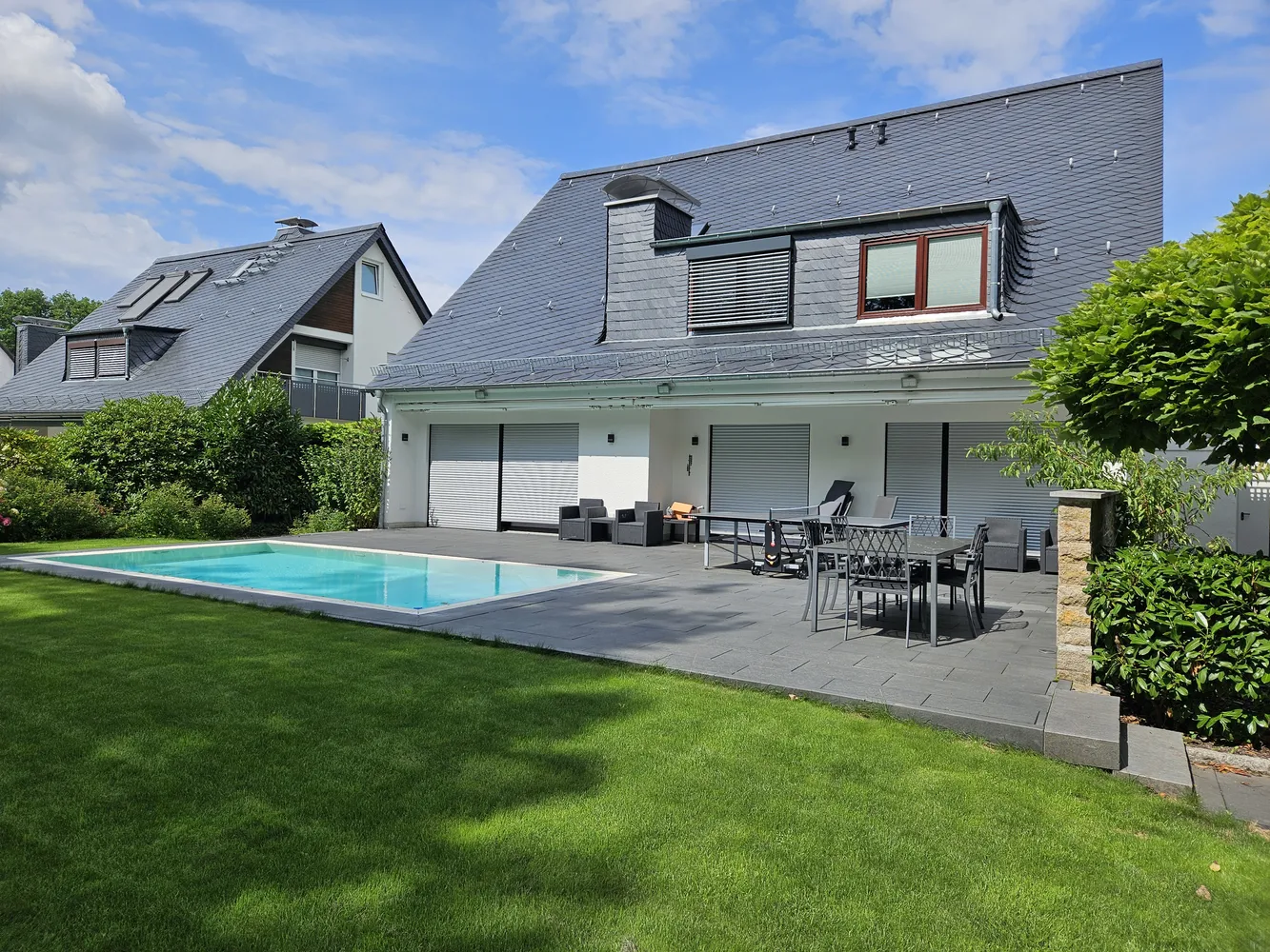 4 room house with 180 m² in Neu-Isenburg – Photo 10