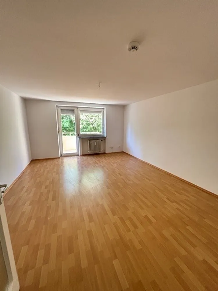 2 Zimmer Wohnung mit 64 m² in München – Bild 4