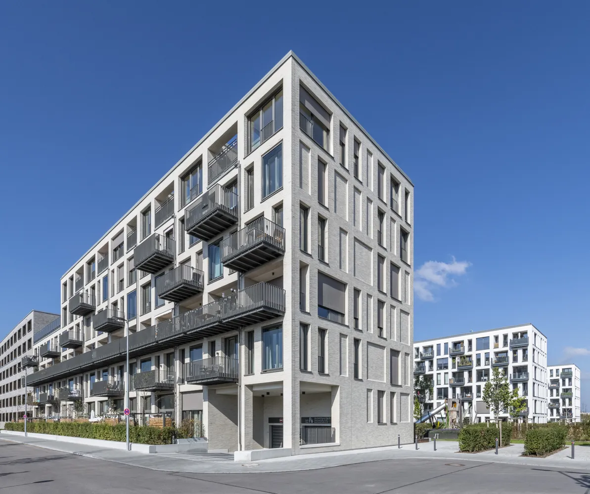 4 Zimmer Wohnung mit 117 m² in München – Bild 4