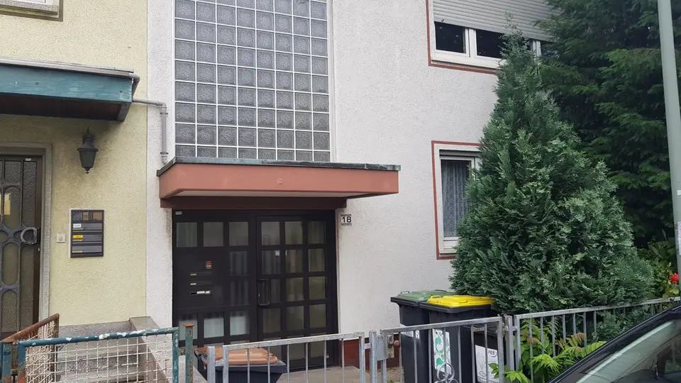 WG-Zimmer mit 75 m² in Frankfurt am Main – Bild 4