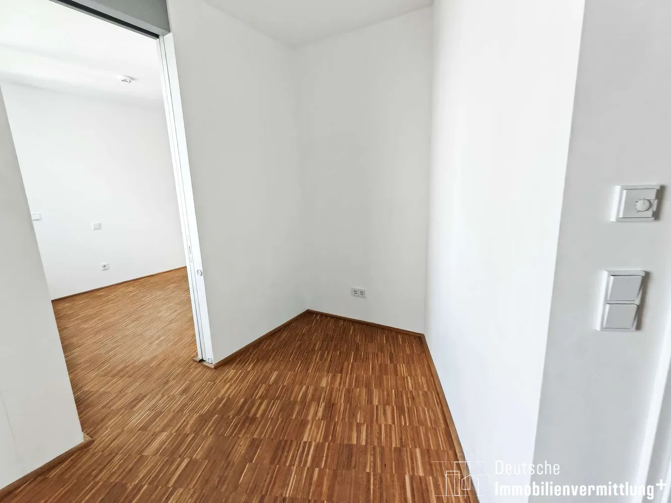 2 Zimmer Wohnung mit 57 m² in München – Bild 3