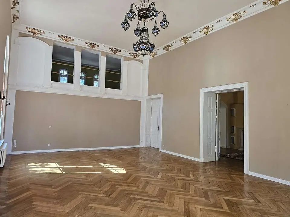 8 Zimmer Haus mit 715 m² in Torgau – Bild 9