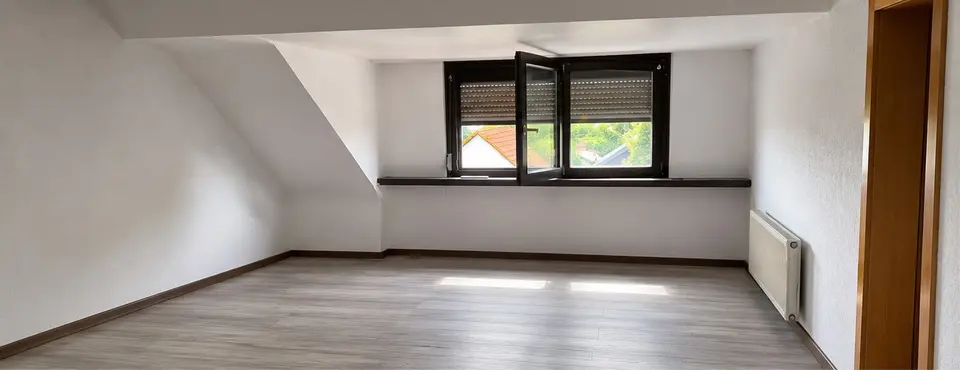 7 Zimmer Haus mit 200 m² in Saarbrücken – Bild 1